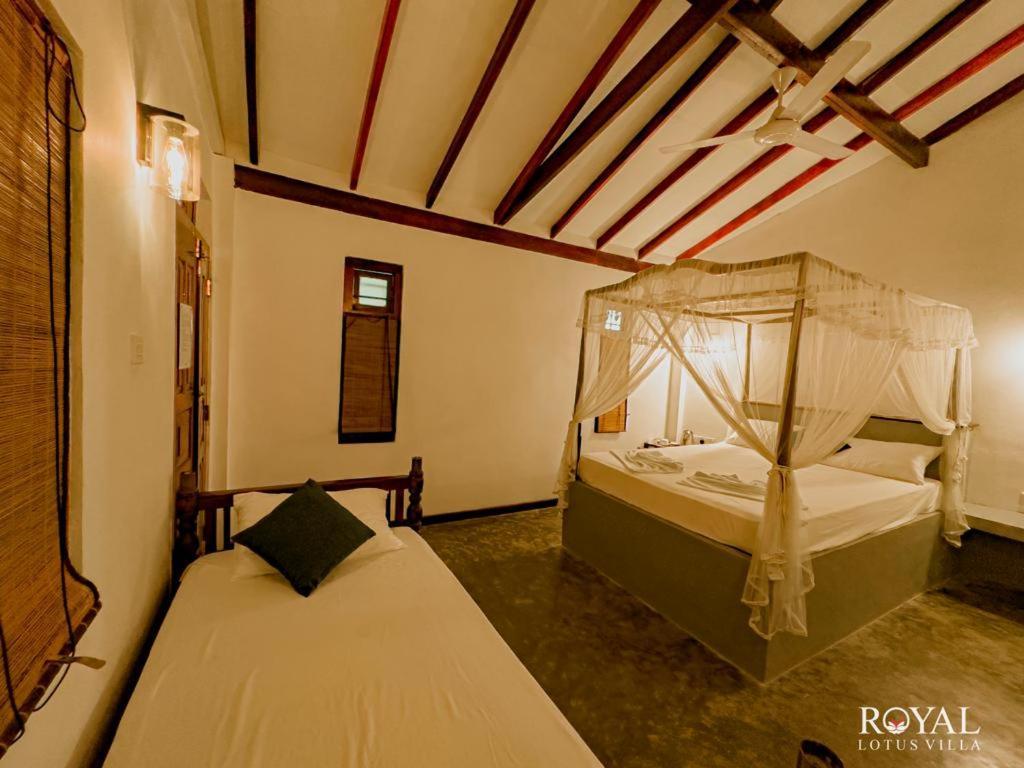 Royal Lotus Villa - Full Villa Rate Унаватуна Экстерьер фото