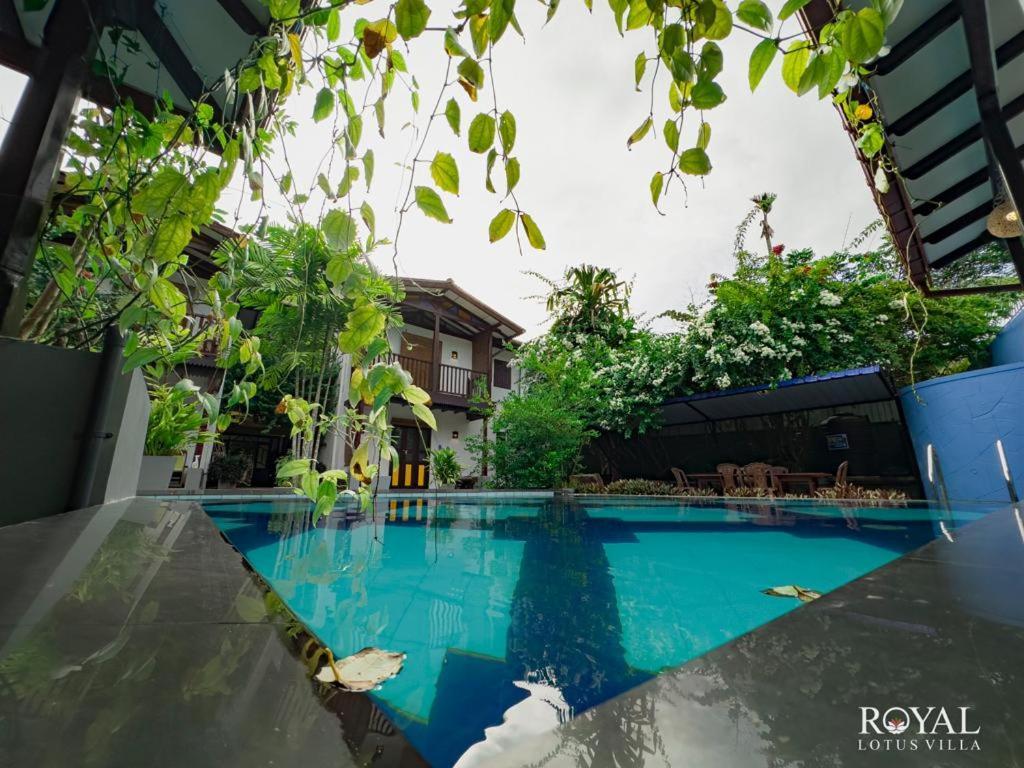 Royal Lotus Villa - Full Villa Rate Унаватуна Экстерьер фото